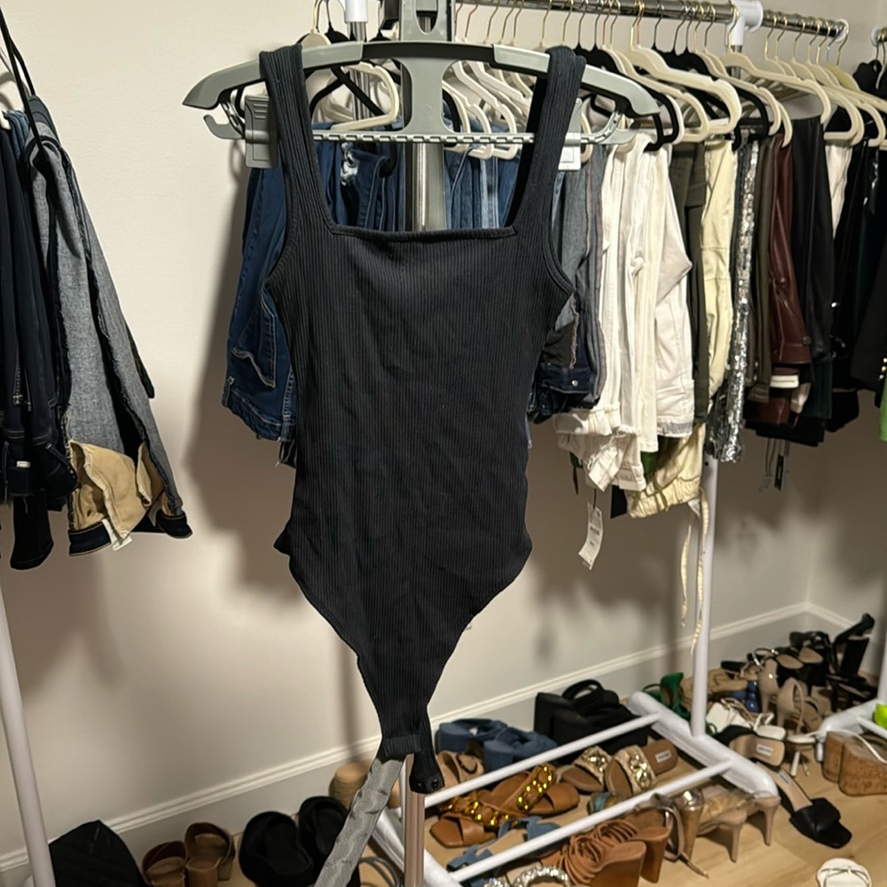 Top shop bodysuit size 6